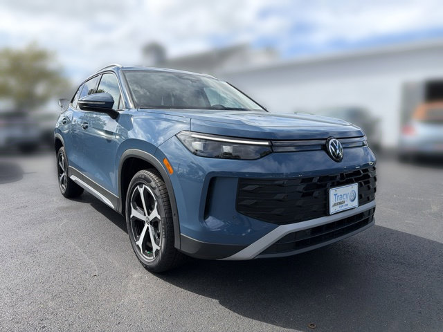 New 2026 Volkswagen Tiguan SE SUV for sale in Hyannis, MA