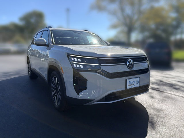 New 2027 Volkswagen Atlas SE w/Technology SUV for sale in Hyannis, MA