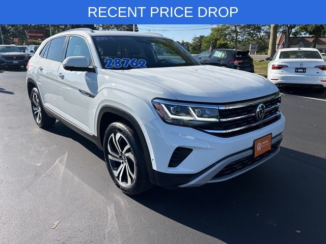 2021 Volkswagen Atlas Cross Sport SEL Premium's photo