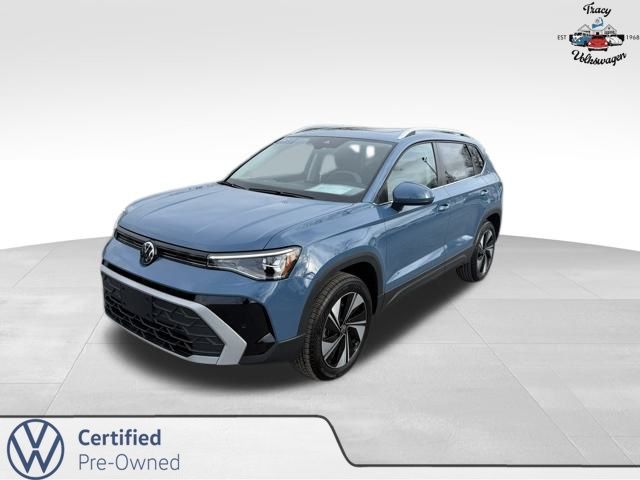 2025 Volkswagen Taos SE's photo