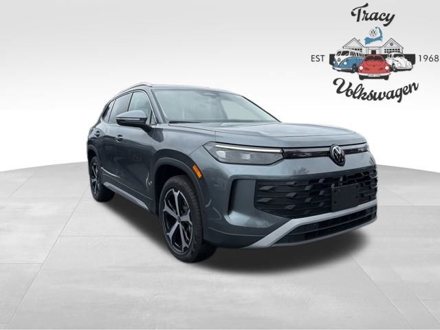 2026 Volkswagen Tiguan SE's photo