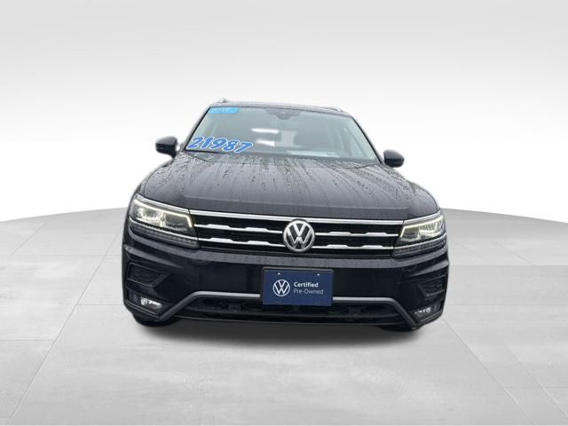 2019 Volkswagen Tiguan SEL Premium photo 2