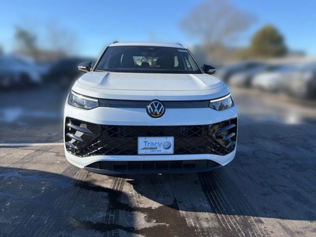 New 2026 Volkswagen Tiguan 2.0T SE R-Line Black SUV