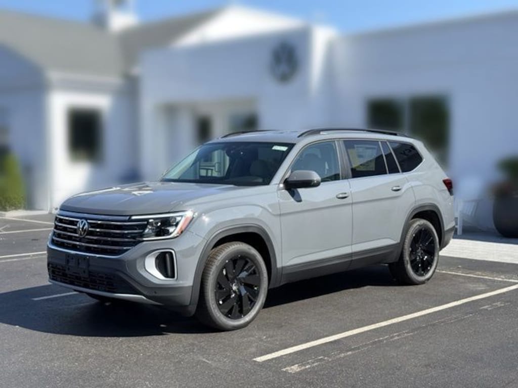 New 2026 Volkswagen Atlas SE w/Technology SUV