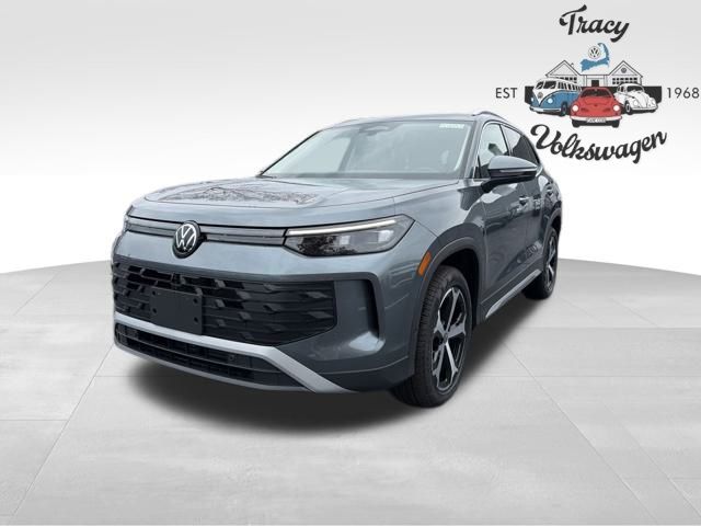 2026 Volkswagen Tiguan SE photo 3