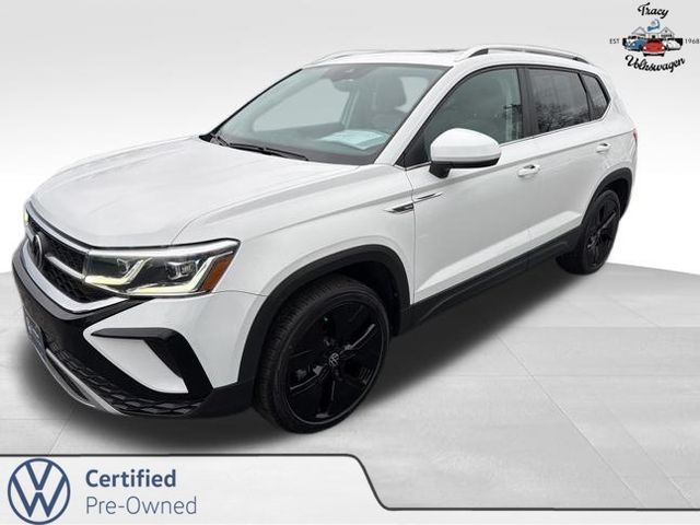 2022 Volkswagen Taos SEL's photo