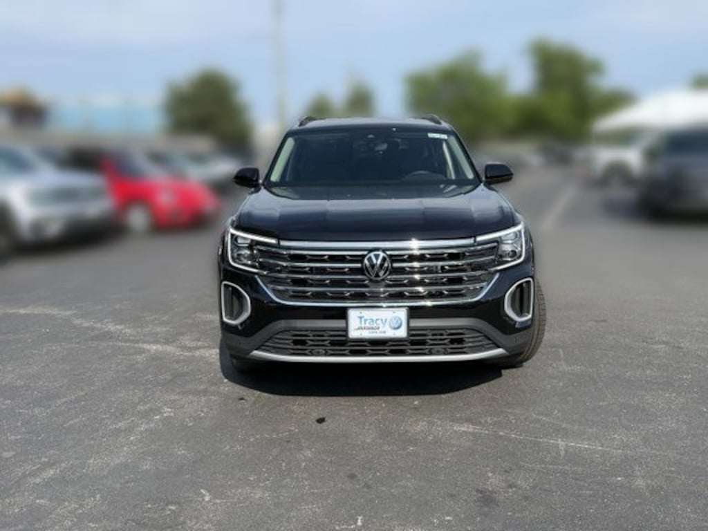 New 2026 Volkswagen Atlas SE w/Technology SUV