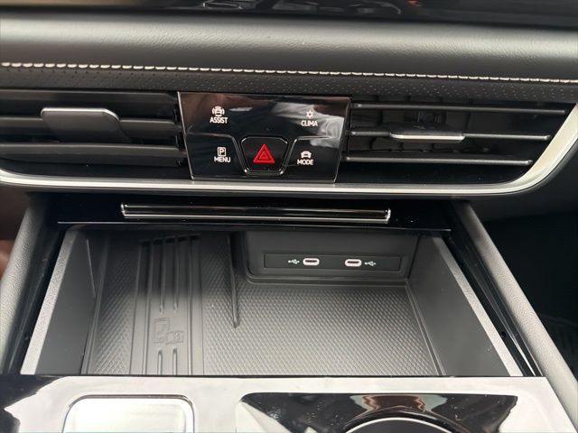2026 Volkswagen Atlas SE w/Tech - Photo 12