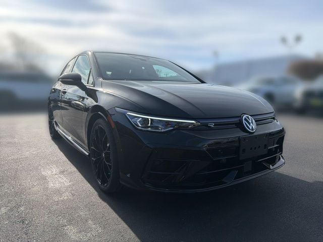 2026 Volkswagen Golf R Golf R 4-door DSG's photo