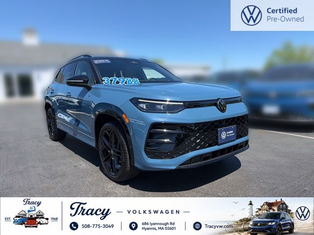 2025 Volkswagen Tiguan's photo