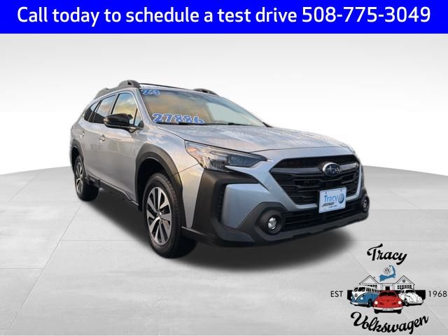 2023 Subaru Outback Premium's photo