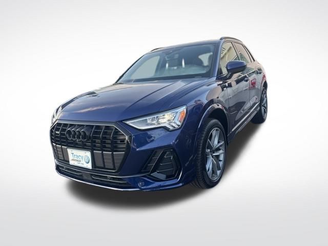 2024 Audi Q3 Premium Plus S line photo 3
