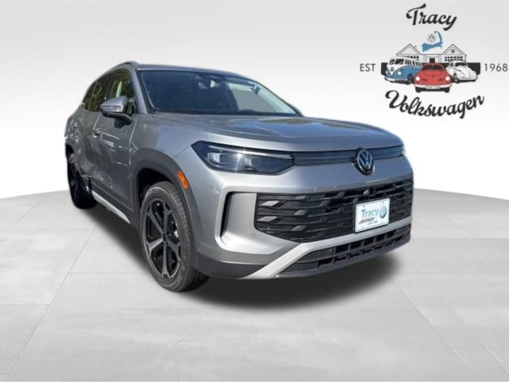 New 2025 Volkswagen Tiguan 2.0T SE SUV