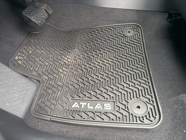 2026 Volkswagen Atlas SE w/Tech - Photo 17