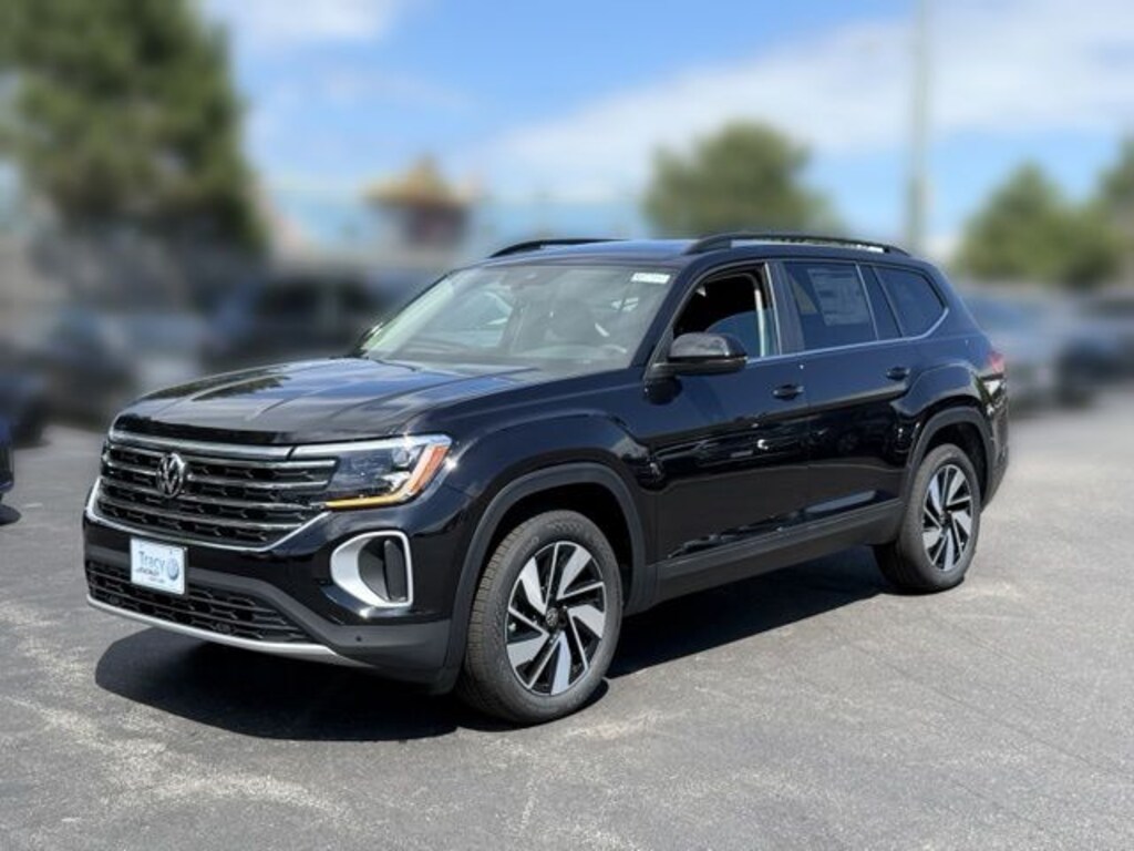 New 2026 Volkswagen Atlas SE w/Technology SUV