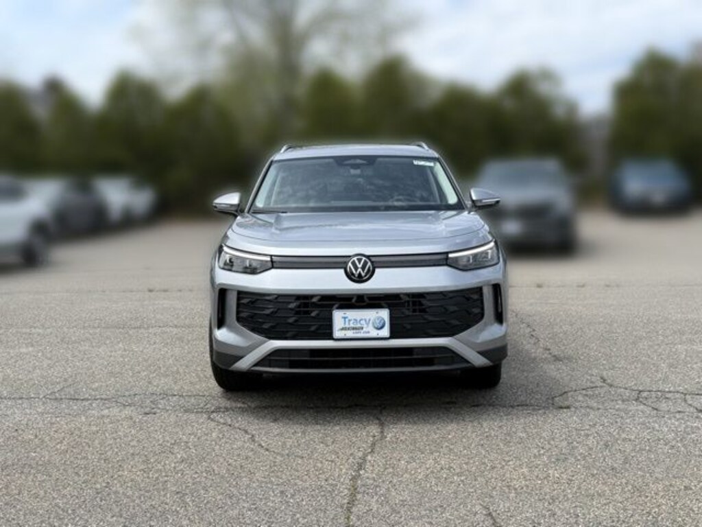 New 2026 Volkswagen Tiguan 2.0T SE SUV