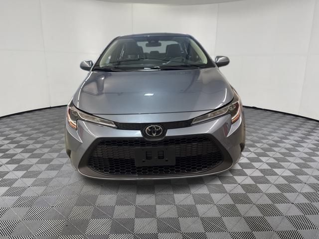 Used 2022 Toyota Corolla LE with VIN JTDEPMAE0N3030771 for sale in Northfield, Minnesota