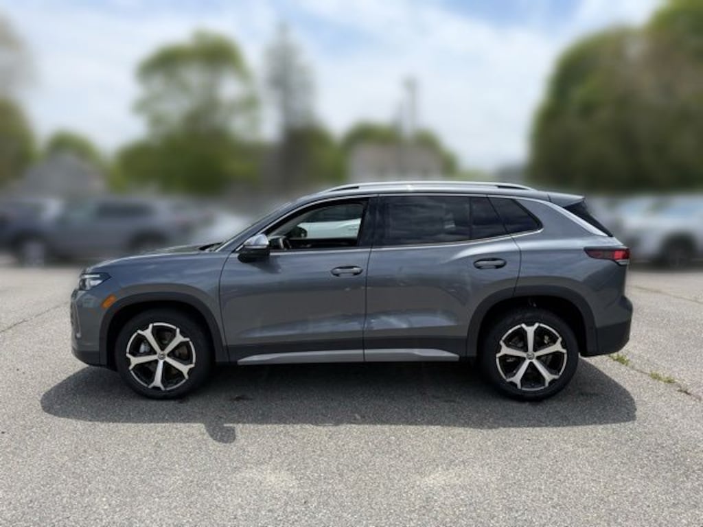 New 2026 Volkswagen Tiguan 2.0T SE SUV