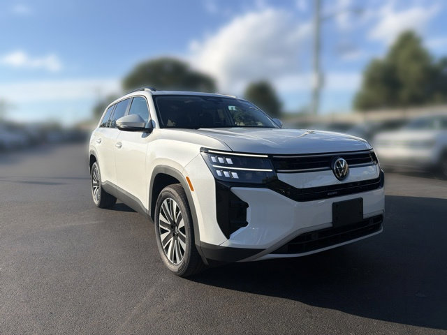 New 2027 Volkswagen Atlas SE w/Technology SUV for sale in Hyannis, MA