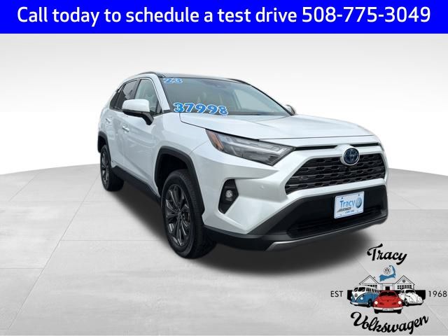 2023 Toyota RAV4 Limited's photo