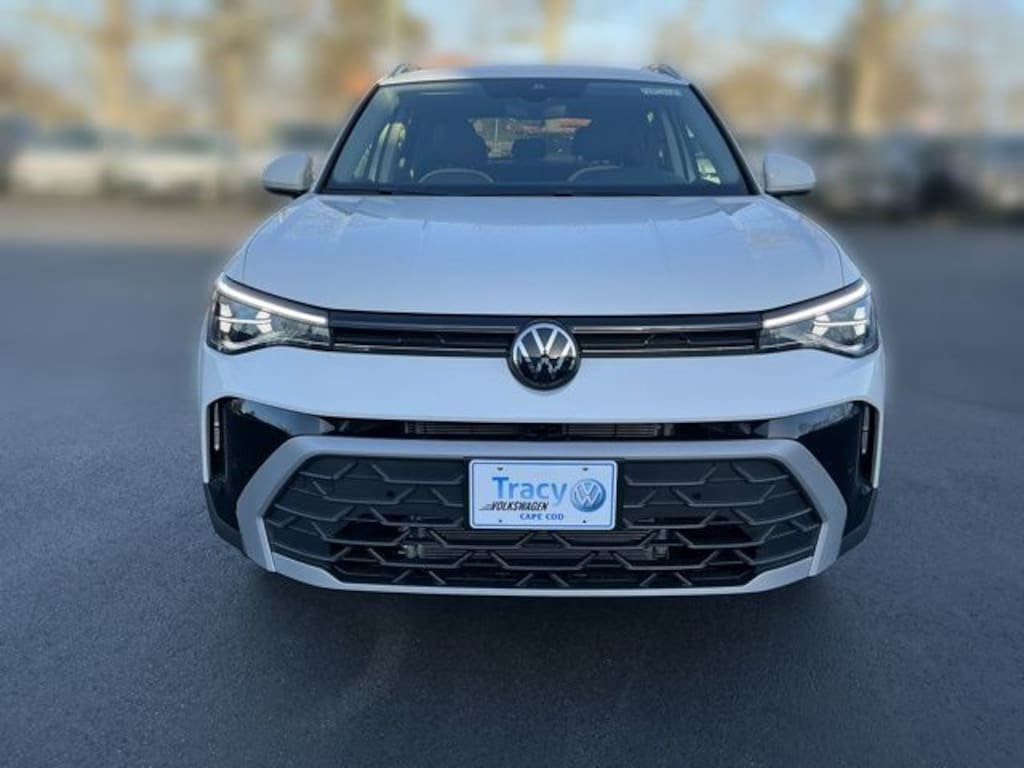 New 2026 Volkswagen Taos 1.5T SE SUV