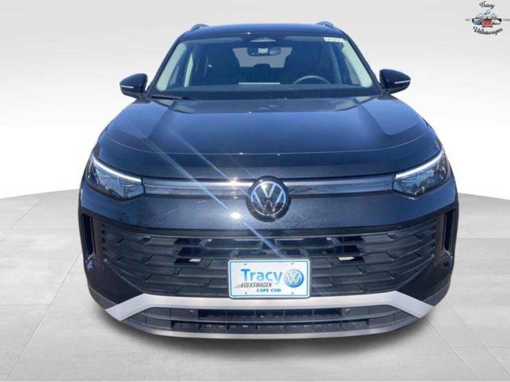 New 2026 Volkswagen Tiguan 2.0T SE SUV
