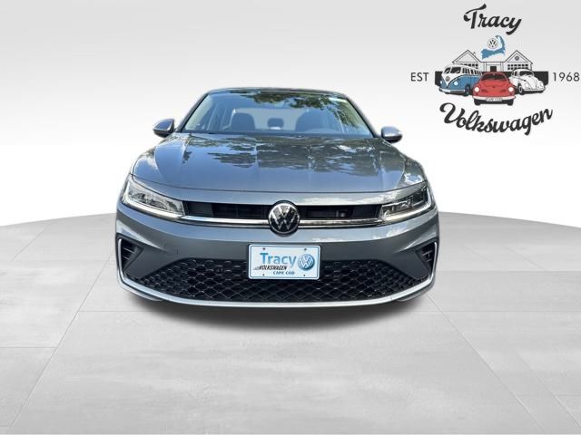 2025 Volkswagen Jetta 1.5T S photo 2