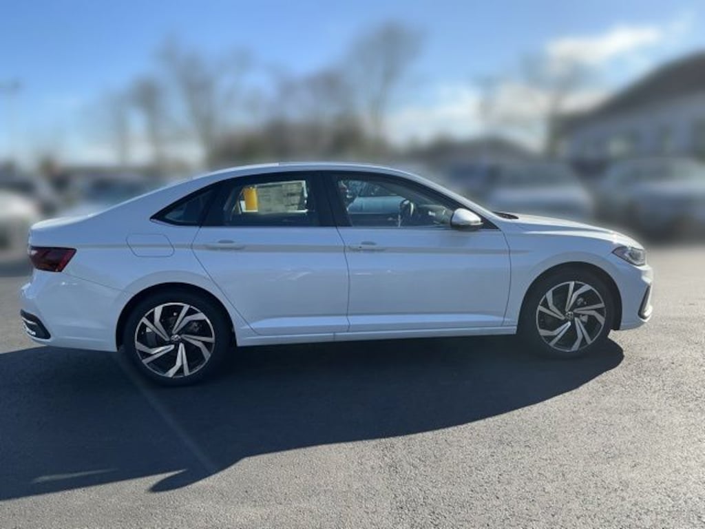 New 2026 Volkswagen Jetta 1.5T SEL Sedan