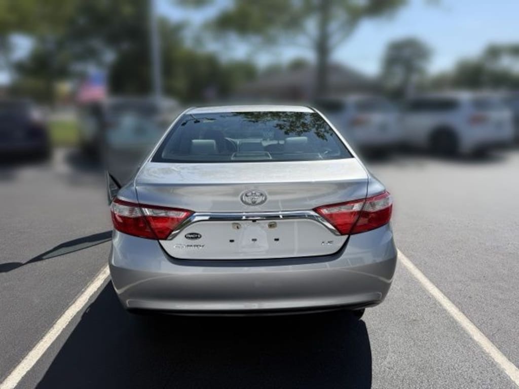 Used 2017 Toyota Camry LE Sedan
