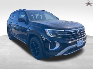 New 2026 Volkswagen Atlas 2.0T Peak Edition SUV for sale in Hyannis, MA