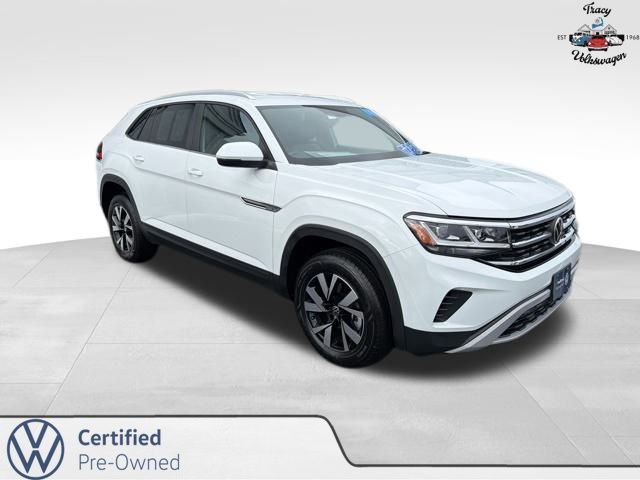2023 Volkswagen Atlas Cross Sport SE's photo