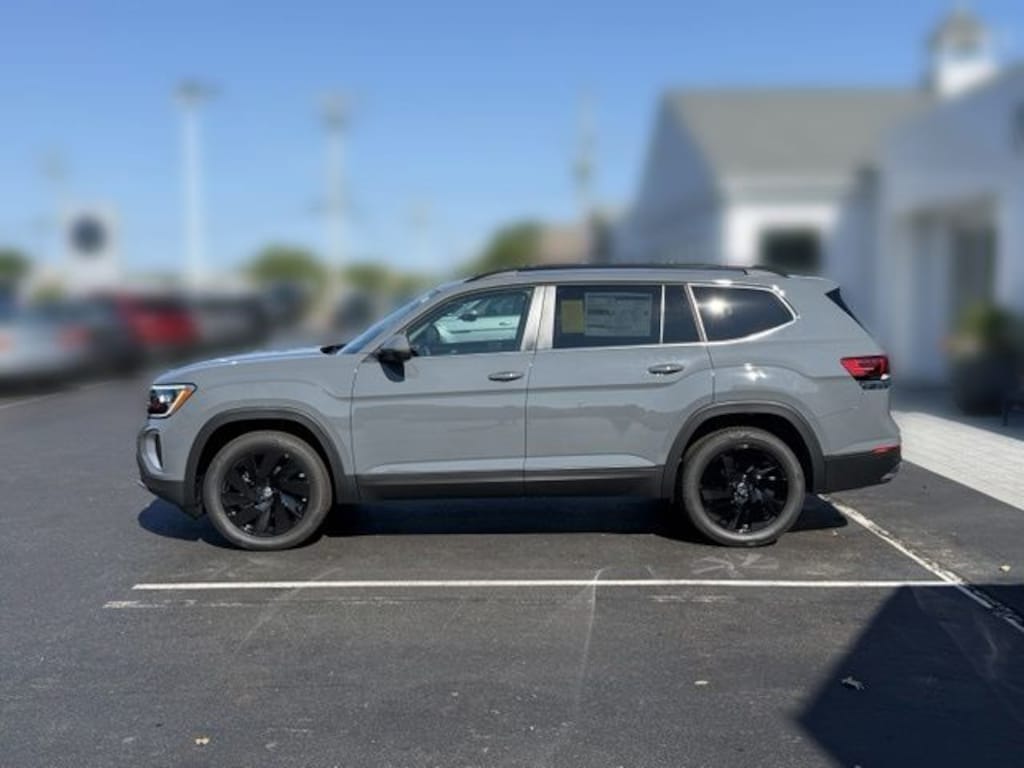New 2026 Volkswagen Atlas SE w/Technology SUV