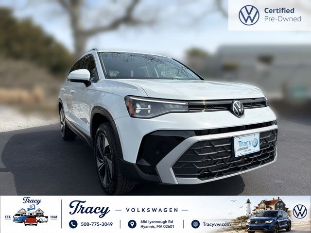 2025 Volkswagen Taos 1.5T SE 4Motion's photo