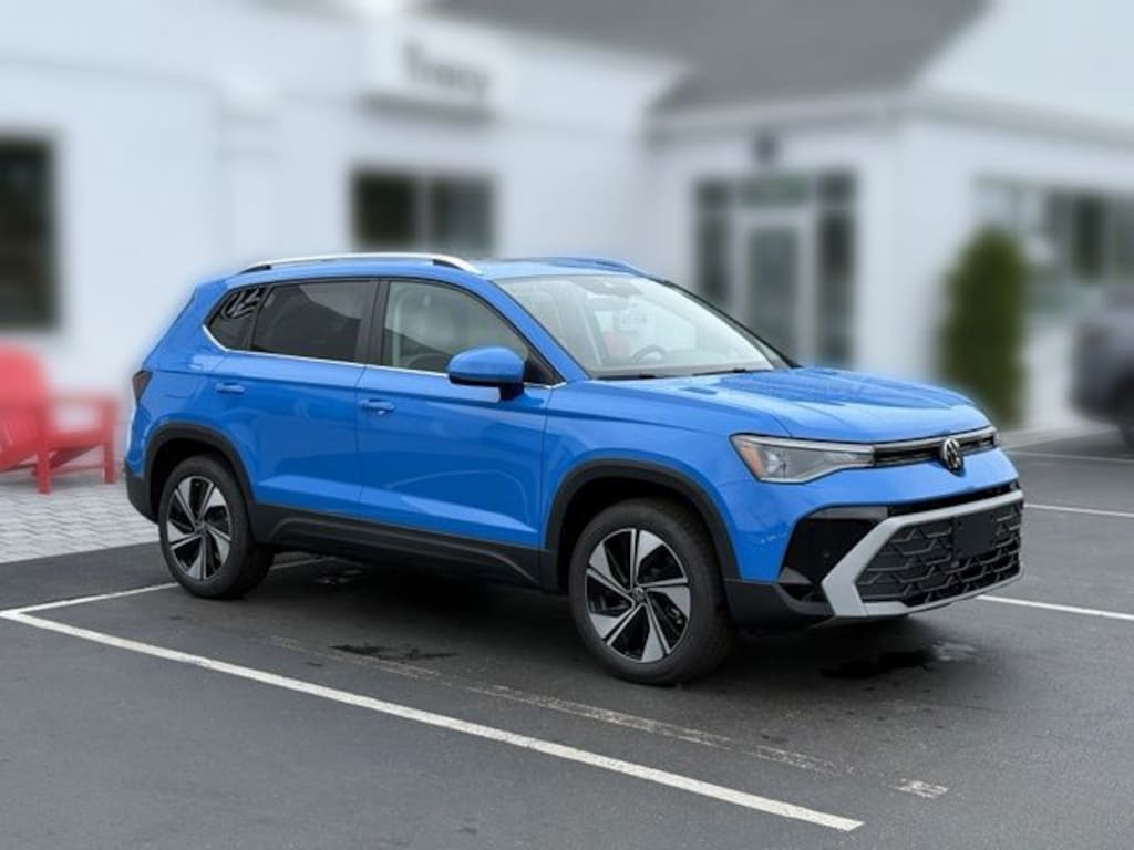 New 2026 Volkswagen Taos 1.5T SE SUV