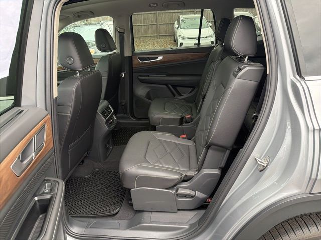 2026 Volkswagen Atlas SE w/Tech - Photo 19