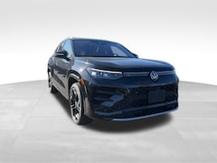 2026 Volkswagen Atlas Cross Sport 2.0T SE w/Technology SUV