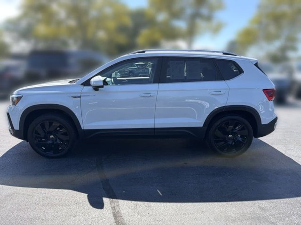 Certified 2024 Volkswagen Taos 1.5T SE SUV