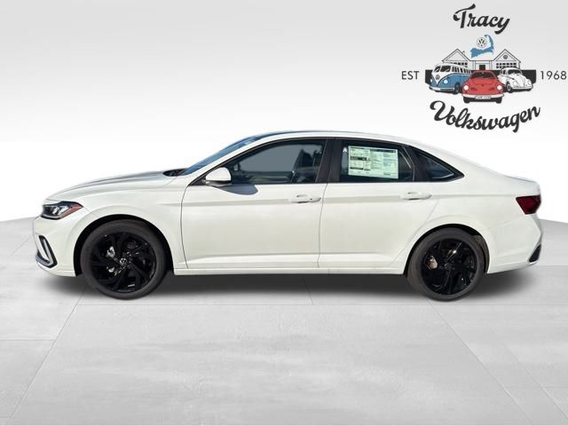 2025 Volkswagen Jetta 1.5T SE photo 4