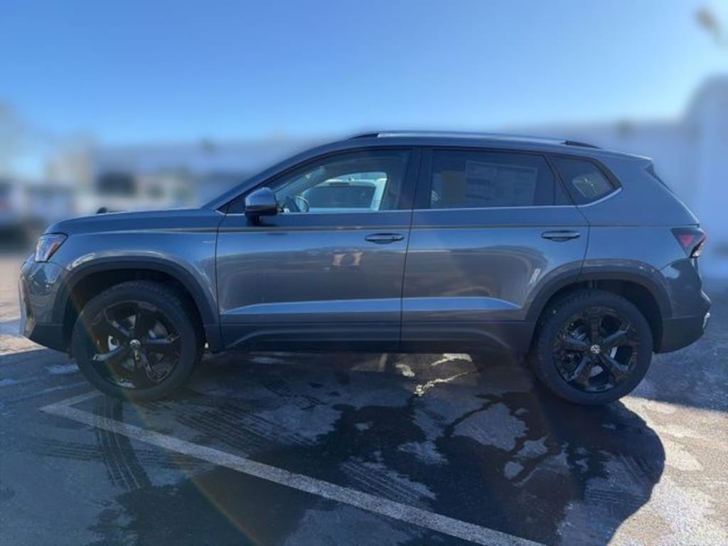 New 2026 Volkswagen Taos 1.5T SEL SUV