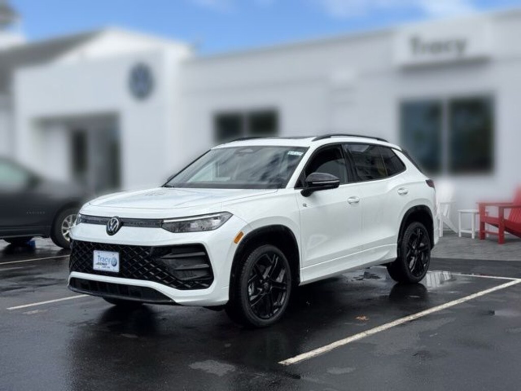 New 2026 Volkswagen Tiguan 2.0T SE R-Line Black SUV