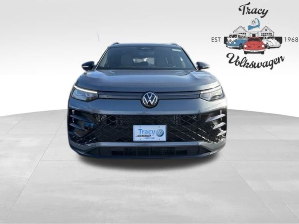 New 2026 Volkswagen Tiguan 2.0T SE R-Line Black SUV
