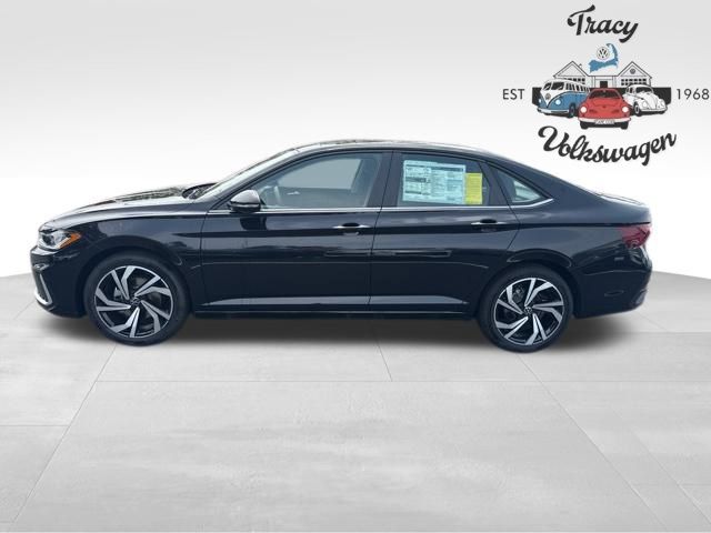 2025 Volkswagen Jetta 1.5T SEL photo 2