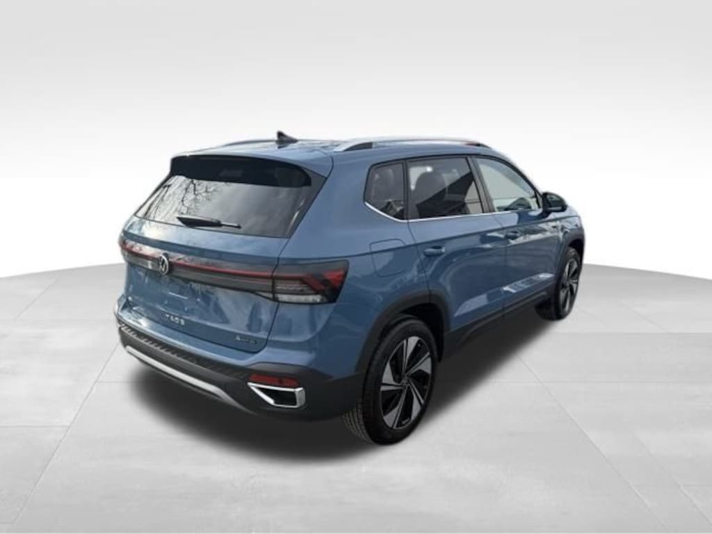 Certified 2025 Volkswagen Taos 1.5T SE SUV