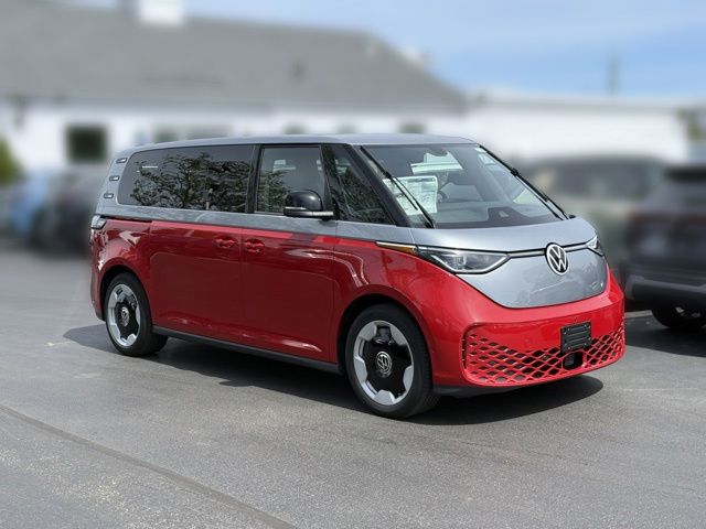 2025 Volkswagen ID. Buzz Pro S Plus 4Motion Two-Tone's photo