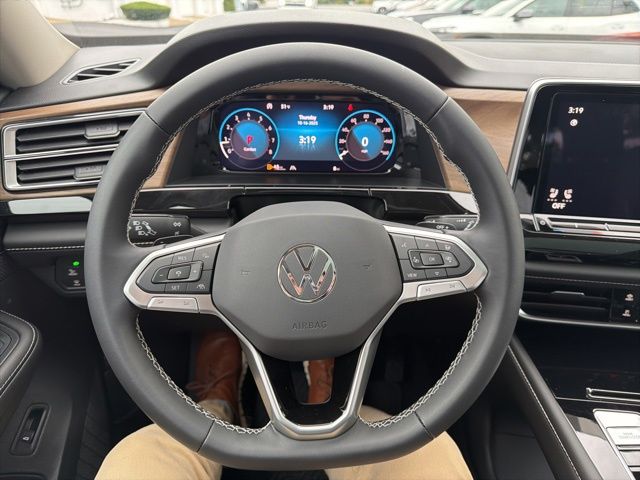 2026 Volkswagen Atlas SE w/Tech - Photo 10