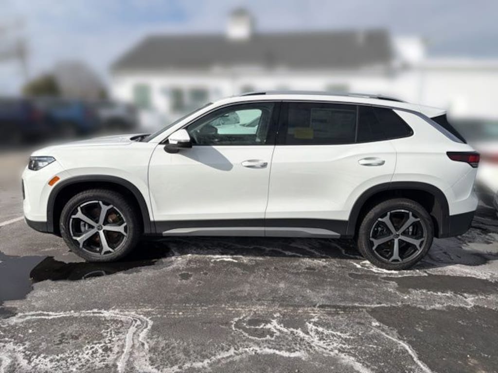 New 2026 Volkswagen Tiguan 2.0T SE SUV