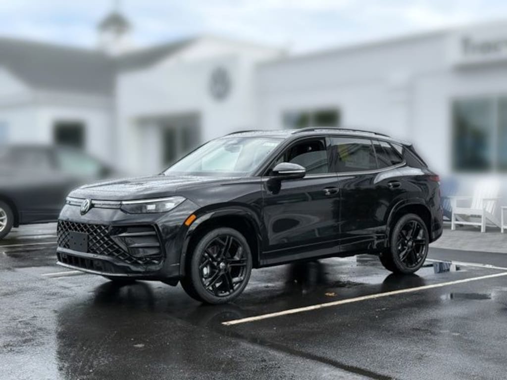 New 2026 Volkswagen Tiguan 2.0T SE R-Line Black SUV