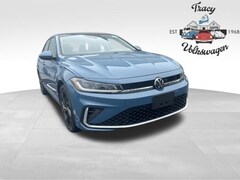 2025 Volkswagen Jetta 1.5T SE Sedan