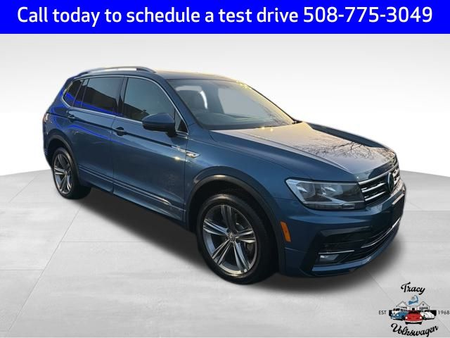 2019 Volkswagen Tiguan SEL R-Line's photo