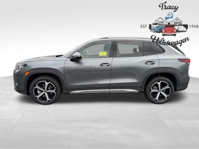 2026 Volkswagen Tiguan SE photo 4